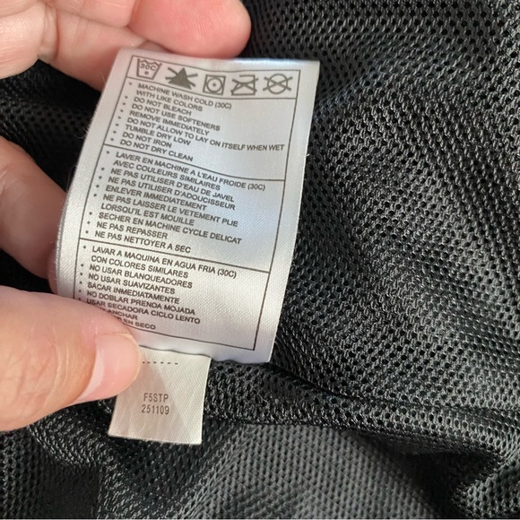 Nike Jacket - Picture 4 of 7